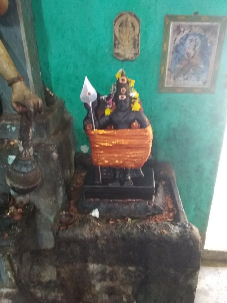 துறவிக்காடு முத்துமாரியம்மன் கோவில் பாலமுருகன் துறவிக்காடு முத்துமாரியம்மன் கோவில் பாலமுருகன்